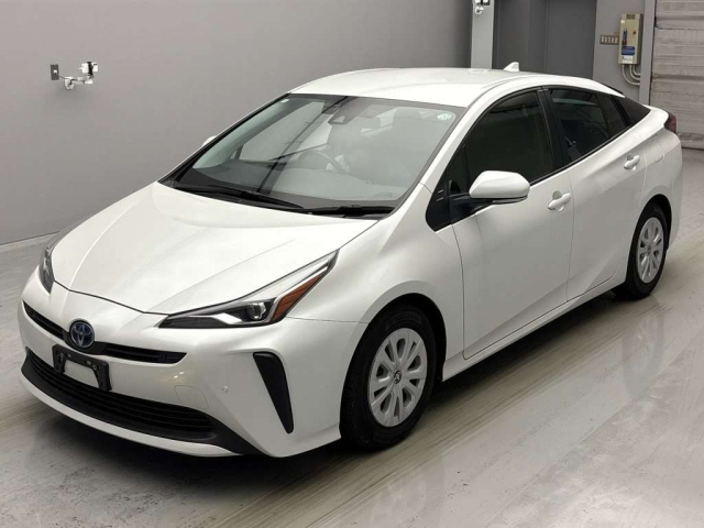 TOYOTA PRIUS 2021
