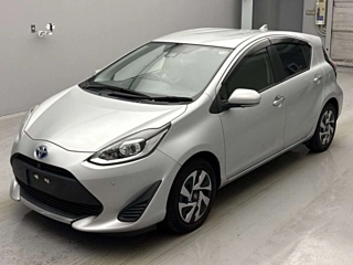 TOYOTA AQUA 2020