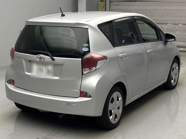 TOYOTA RACTIS 2016