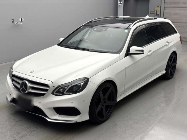 MERCEDES BENZ E CLASS WAGON 2015