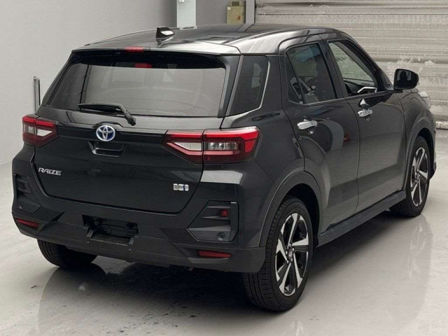 TOYOTA RAIZE 2022