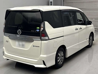 NISSAN SERENA 2019