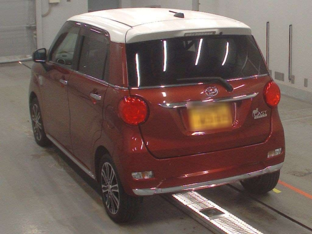 DAIHATSU CAST 2017