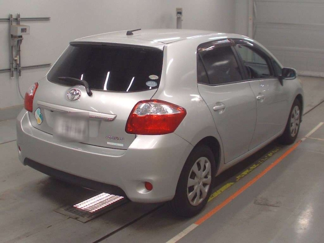 TOYOTA AURIS 2010