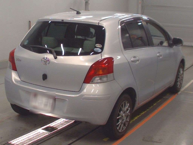 TOYOTA VITZ 2008