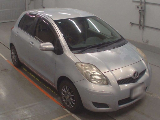 TOYOTA VITZ 2008