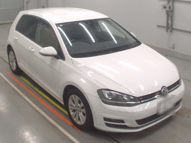 VOLKSWAGEN GOLF 2016
