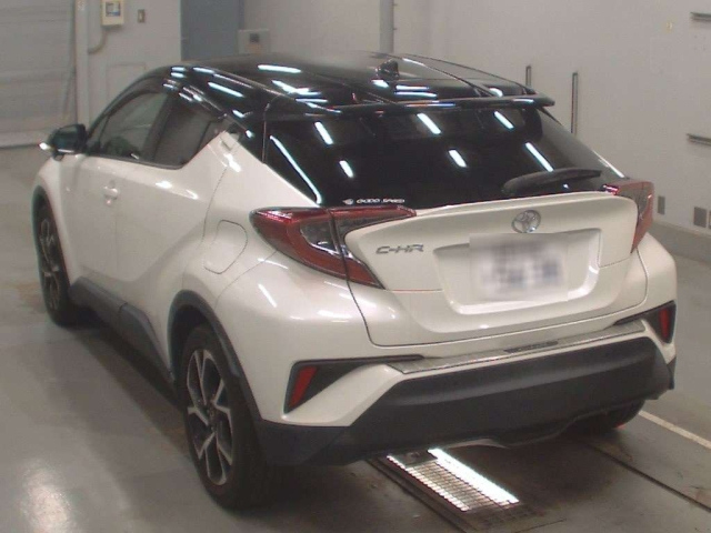 TOYOTA C-HR 2019