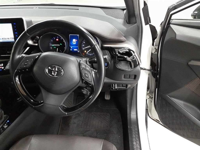 TOYOTA C-HR 2019