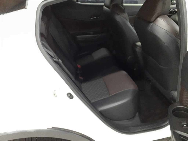 TOYOTA C-HR 2019