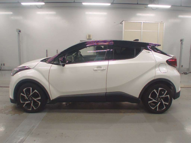 TOYOTA C-HR 2019