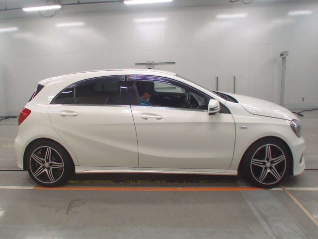 MERCEDES BENZ A CLASS 2014