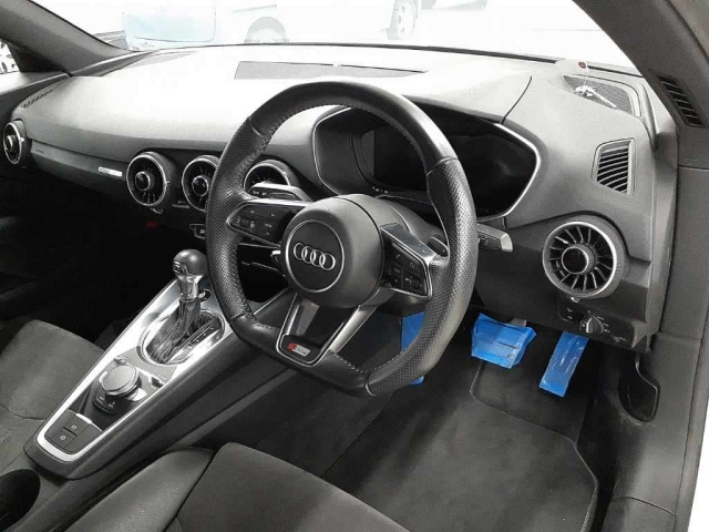 AUDI TT 2017