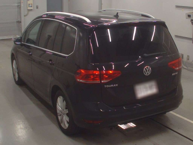 VOLKSWAGEN GOLF TOURAN 2018