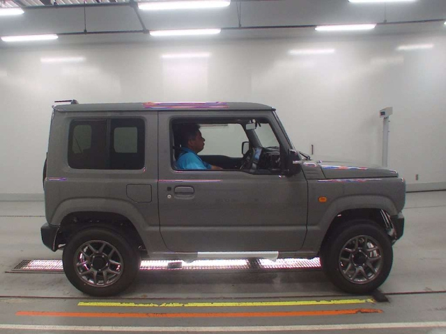 SUZUKI JIMNY 2025