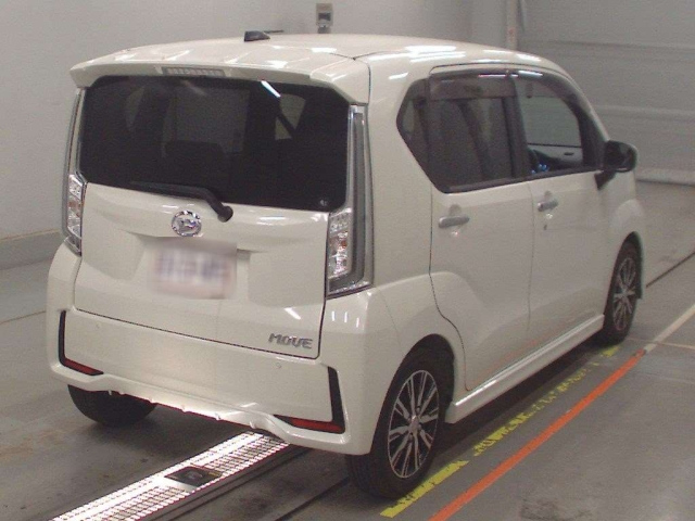 DAIHATSU MOVE 2018