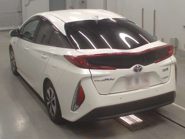 TOYOTA PRIUS PHV 2017