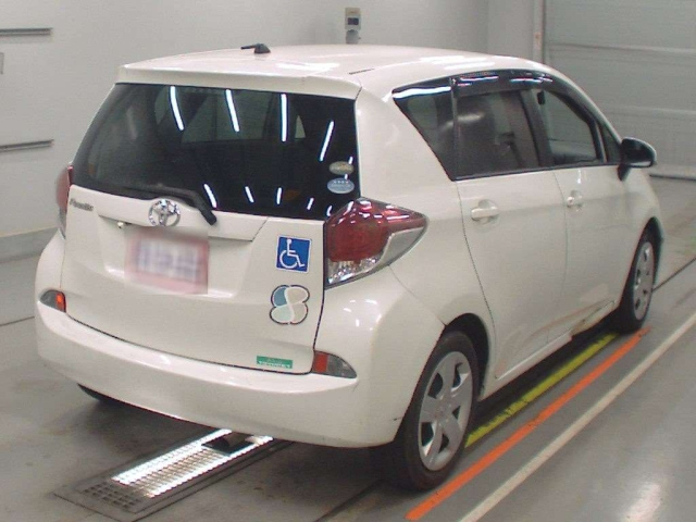 TOYOTA RACTIS 2016