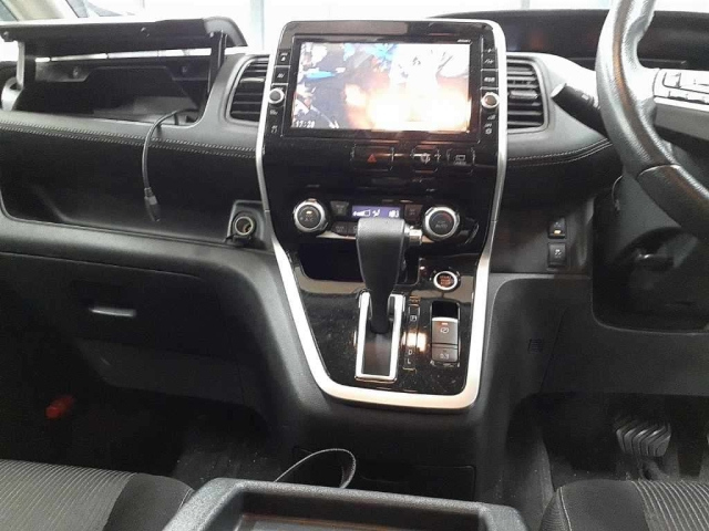 NISSAN SERENA 2016