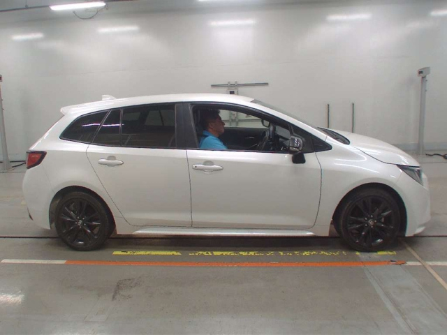 TOYOTA COROLLA TOURING 2021
