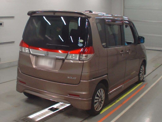 SUZUKI SOLIO 2011