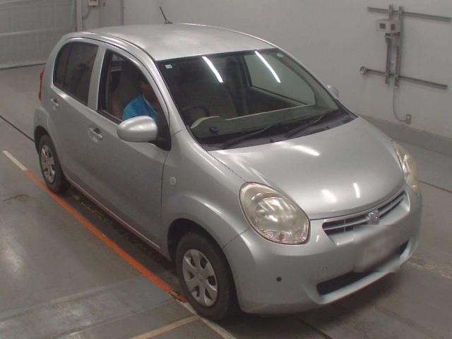 TOYOTA PASSO 2010