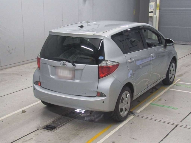 TOYOTA RACTIS 2013