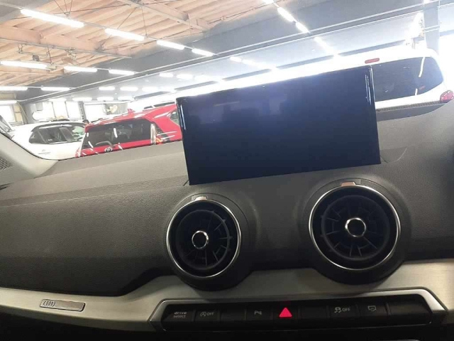 AUDI Q2 2018