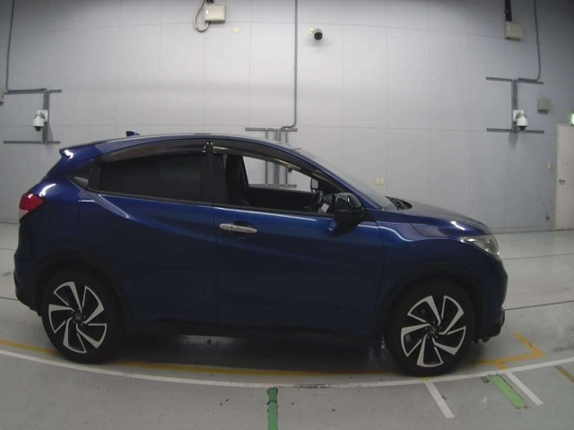 HONDA VEZEL 2016
