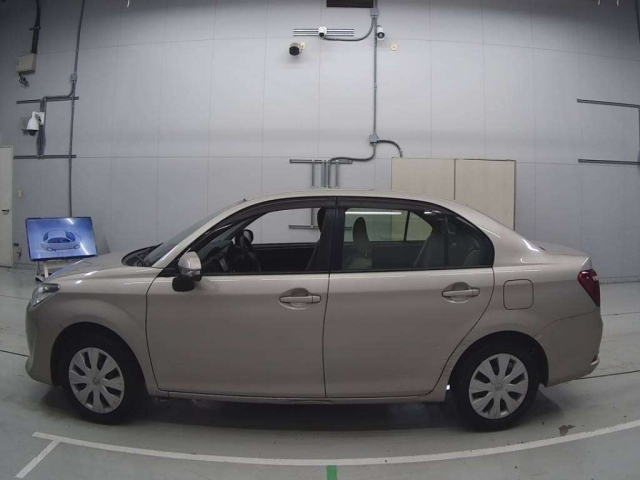 TOYOTA COROLLA AXIO 2016