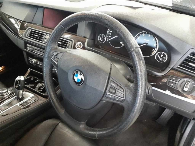 BMW 5 SERIES 2012