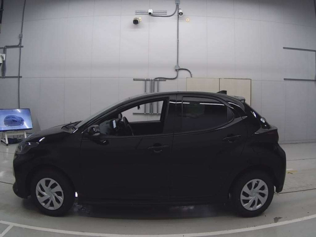 TOYOTA YARIS 2024