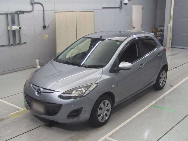 MAZDA DEMIO 2013