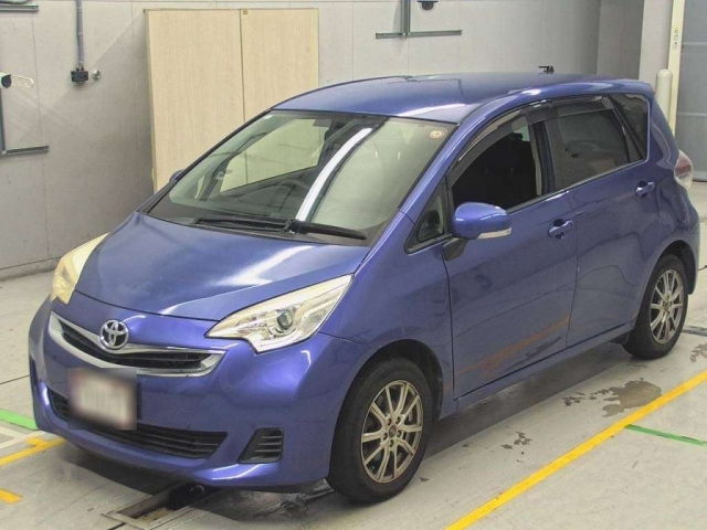 TOYOTA RACTIS 2014