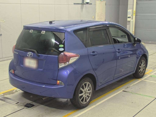 TOYOTA RACTIS 2014