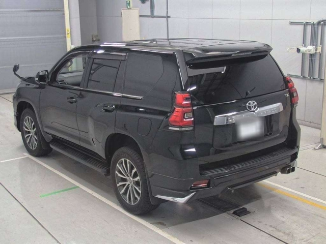 TOYOTA LAND CRUISER PRADO 2019