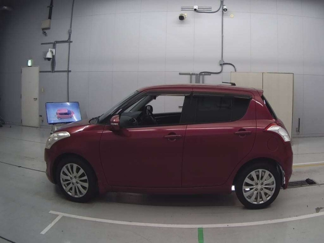 SUZUKI SWIFT 2013