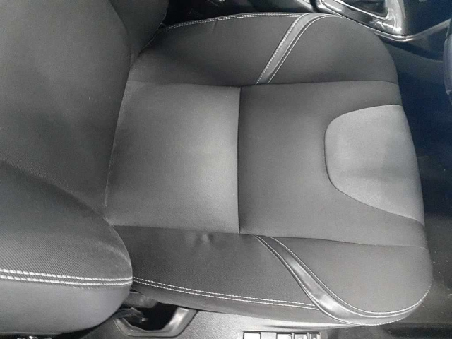 VOLVO V40 2017
