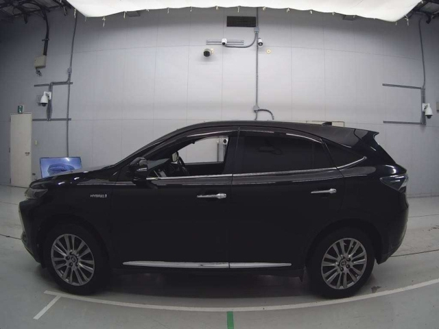 TOYOTA HARRIER 2014