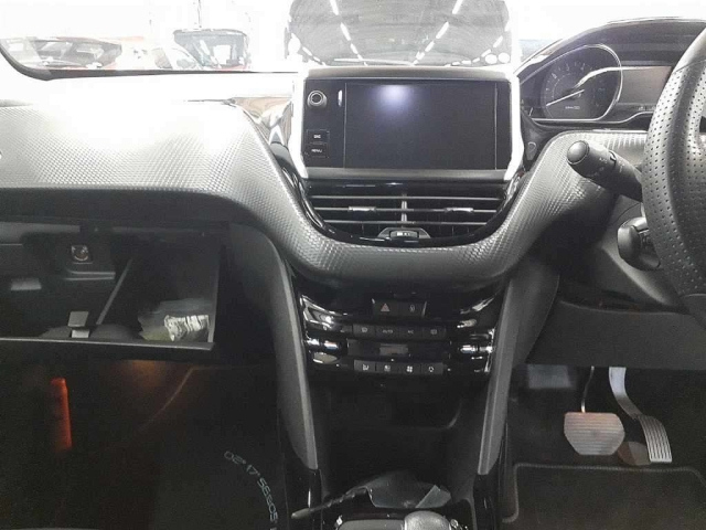 PEUGEOT 2008 2019