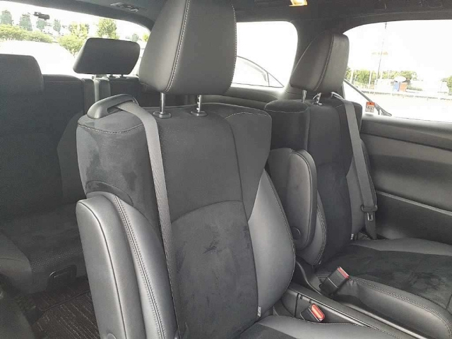 TOYOTA ALPHARD 2023