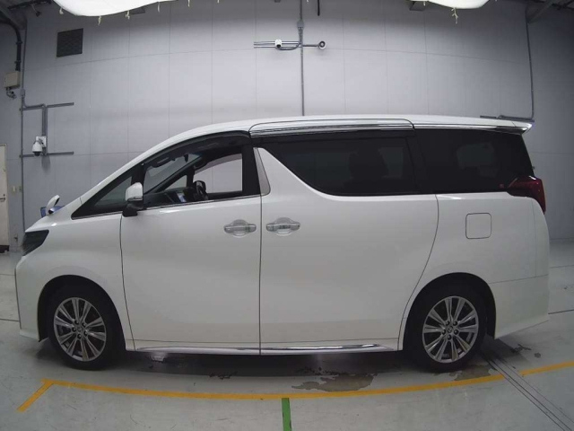 TOYOTA ALPHARD 2023