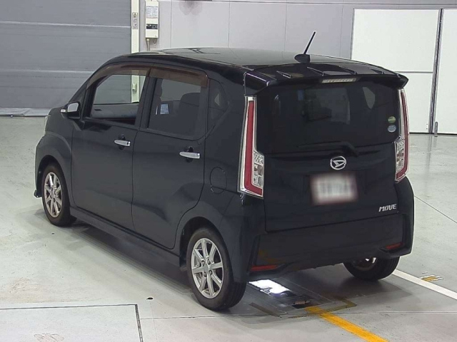 DAIHATSU MOVE 2015