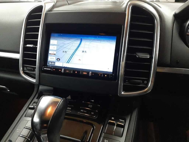 PORSCHE CAYENNE 2011