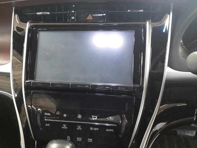 TOYOTA HARRIER 2015