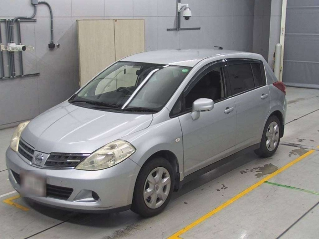 NISSAN TIIDA 2009