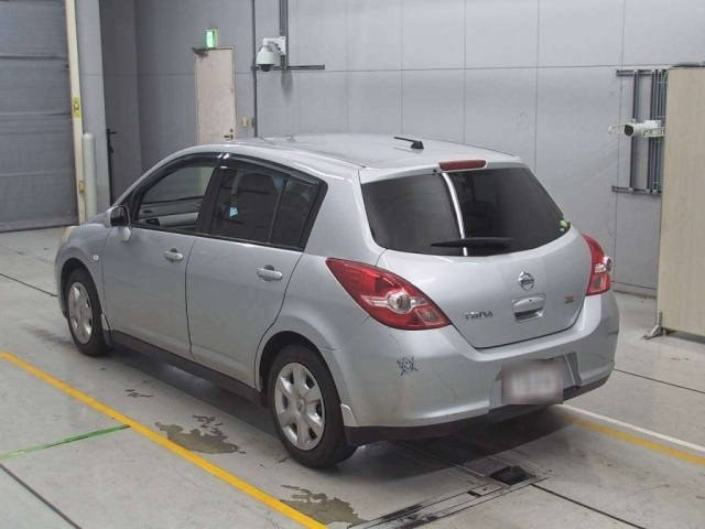 NISSAN TIIDA 2009
