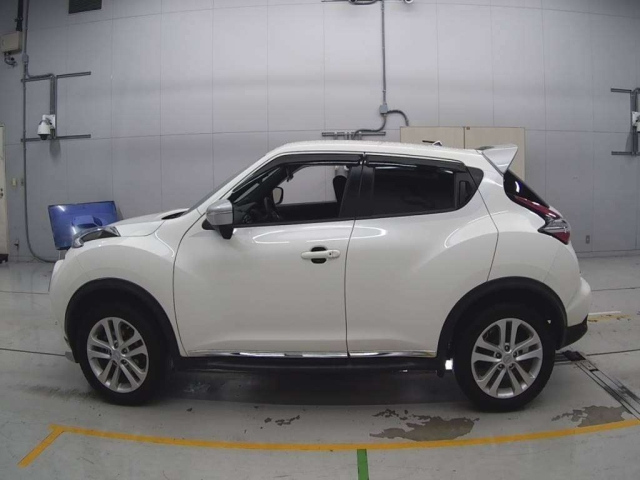 NISSAN JUKE 2016