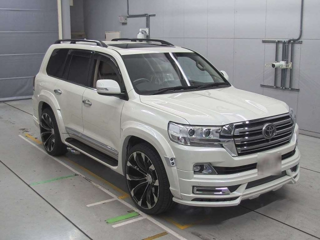 TOYOTA LAND CRUISER 2021