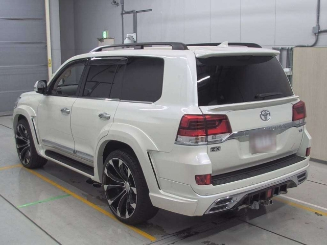 TOYOTA LAND CRUISER 2021